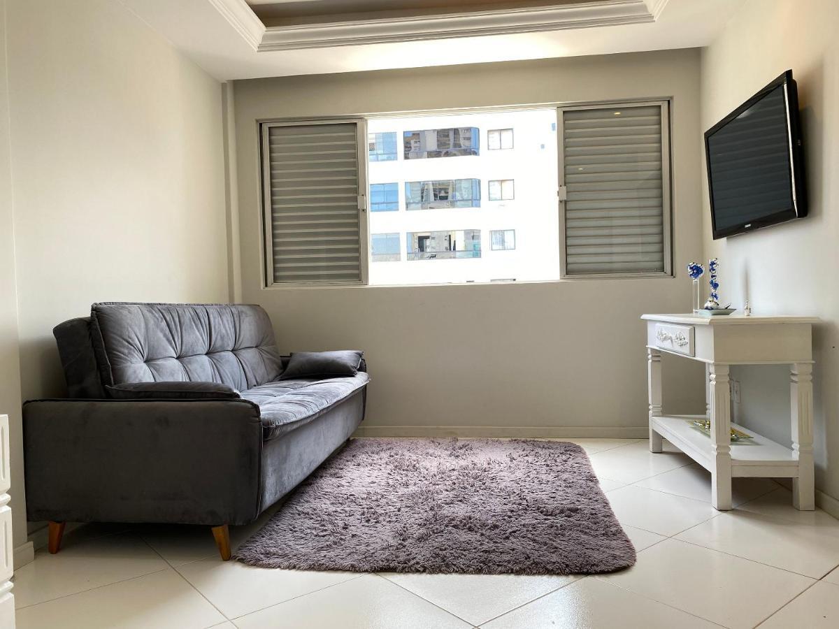 شقة Jgd94 - Ao Lado Do Calcadao, Climatizado, Wi-Fi Balneário Camboriú المظهر الخارجي الصورة